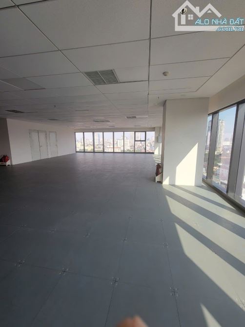 Cho thuê VP hạng A tại tòa Nhà Lotte Center Hanoi - 54 Liễu Giai, Ba Đình DT 80m2, 150m2, - 3