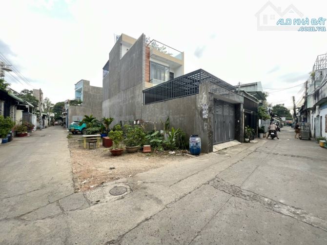 Đất 103m ngang 5m gần khu hành chính Tp Dĩ An vào 500m - 4