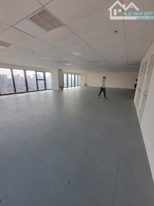 Cho thuê VP hạng A tại tòa Nhà Lotte Center Hanoi - 54 Liễu Giai, Ba Đình DT 80m2, 150m2, - 4