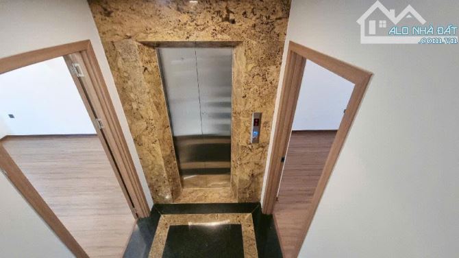 PHỐ NGUYỄN KHANG  48M2  MT5  11.3 TỶ , THANG MÁY, OTO, KINH DOANH - 5