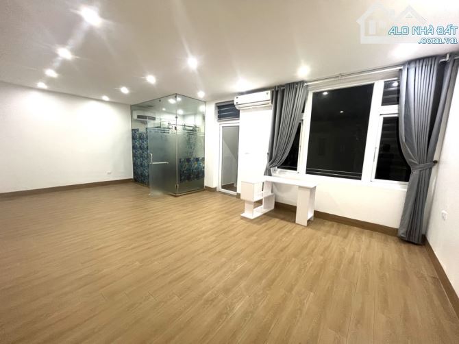 BIỆT THỰ PALM GARDEN 160M2, 3 TẦNG, THIẾT KẾ ĐẸP, GẦN KĐT VIỆT HƯNG VÀ VINHOMES RIVERSIDE - 5
