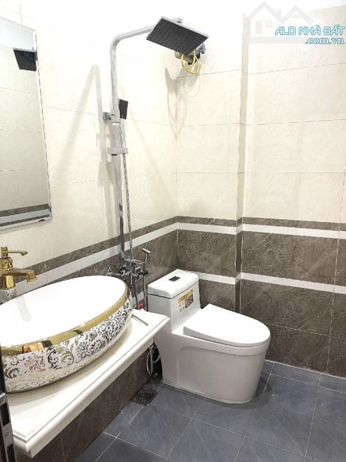 Bán Nhà Hạ Hội Tân Lập Đan Phượng. 33,2m2*5Tầng, 6PN chỉ 40m ra đườg ôtô tráh nhỉnh 3,x tỷ - 6