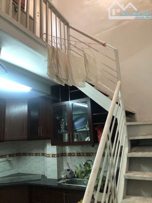 VÒNG XOAY NGUYỄN TRÃI - CỐNG QUỲNH QUẬN 1 - XE HƠI VÀO NHÀ - 84M2 - 18,5 TỶ - 6