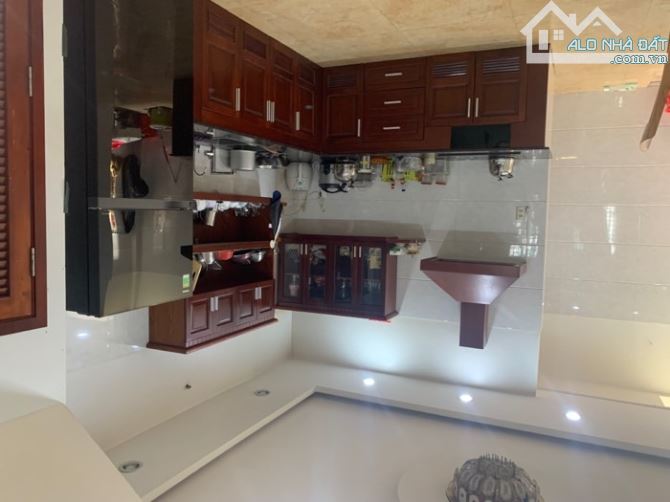 BÁN NHÀ 3 TẦNG X 70M2, MT NGUYỄN DUY TRINH , BÌNH TRƯNG ĐÔNG , QUẬN 02, CHỈ 6.3 TỶ TL