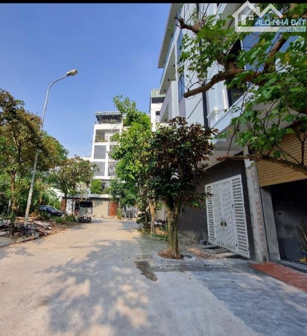 Nhà 4T *Dịch Vụ Khu D Yên Nghĩa,Hà Đông*gần Trường,Sát chợ,ô tô đỗ ngày đêm. - 1