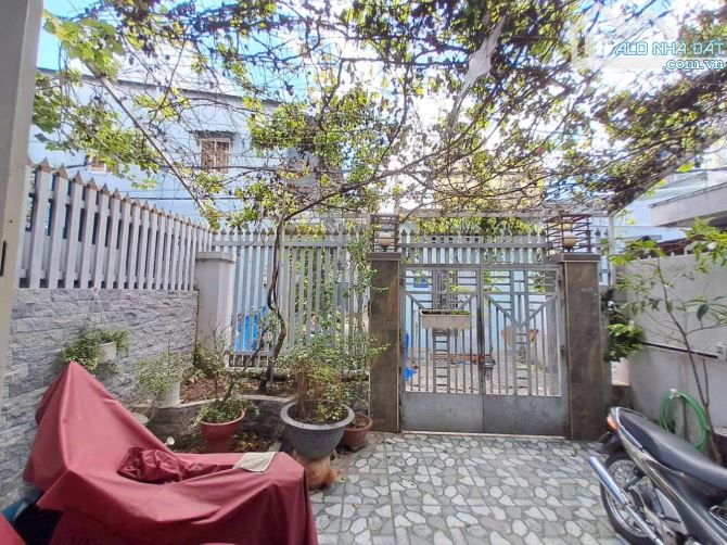 QUẬN 12, NGUYỄN VĂN QUÁ, GẤP BÁN GIẢM 1 TỶ GIÁ MỚI 6 TỶ NHÀ 171M2 NGANG 6.3M - 1