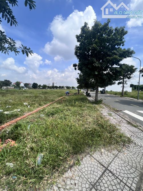 Hàng hiếm, KDC An Viễn nền góc 2 mặt tiền. 99m2. thông thoáng. giá mềm. thanh khoản nhanh - 2