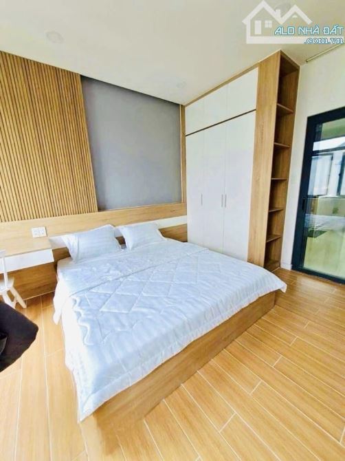 NHÀ PHỐ HIỆN ĐẠI - P.TRƯỜNG THỌ, THỦ ĐỨC- 3 TẦNG CỰC ĐẸP - TẶNG NỘI THẤT - 2