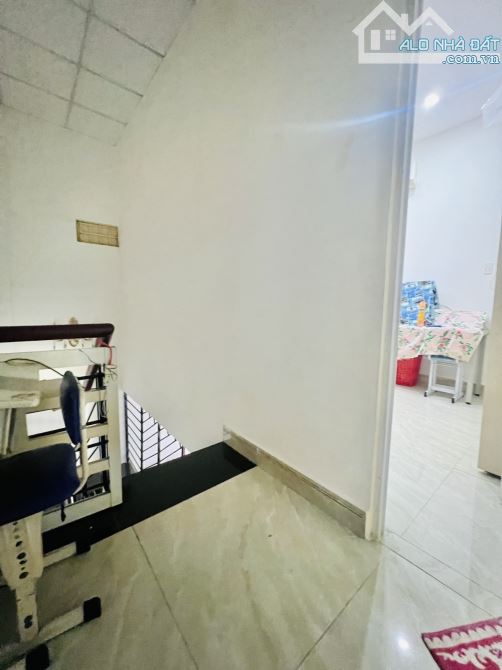 NGUYỄN HÁO VĨNH GÒ DẦU  - NGANG (5x12.5) - 62 M2 - 2 TẦNG ĐẸP - HẺM CHUẨN 3M. CHỈ 5.7 tỷ - 3