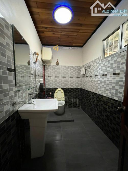Hàng hiếmNhà mặt tiền đường chính hai Bà trưng giá chỉ 16 tỷ - 3