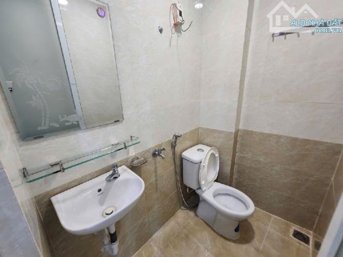 Nhà bán Tây Thạnh, Tân Phú, 46m2 nở hậu, hoàn công đủ, hỗ trợ vay bank, 2,x tỷ - 3