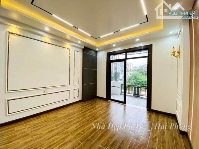 Nhà đẹp xây mới khu phân lô Sao Sáng - Ngô Gia Tự. DT 66m2 x4T - 3