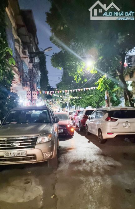 HIẾM- HOÀNG QUỐC VIỆT- 30M RA Ô TÔ TRÁNH- 45Mx6T- 7 NGỦ- Ở NGAY- NHỈNH 9 TỶ - 4