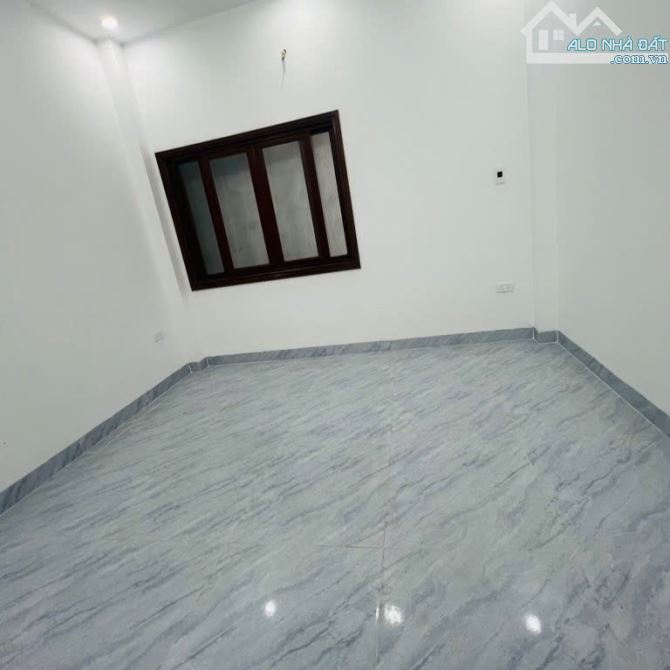 Bán nhà tại Di Trạch 5 tầng, ô tô đỗ cửa, đường rộng, sát khu đô thi Hinode chỉ 4 tỷ 8 - 7