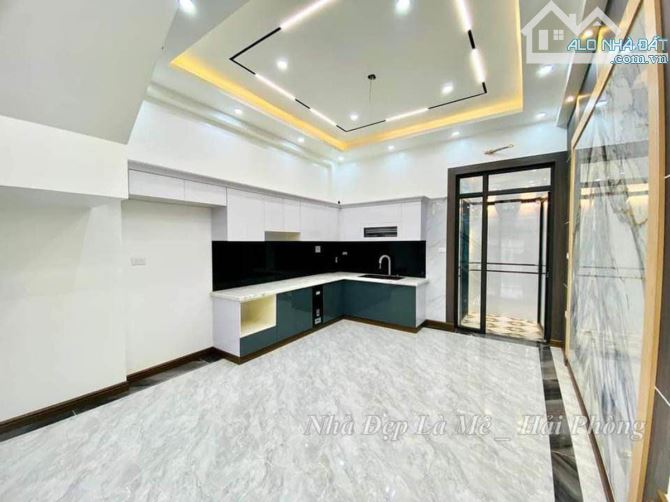 Nhà đẹp xây mới khu phân lô Sao Sáng - Ngô Gia Tự. DT 66m2 x4T - 7