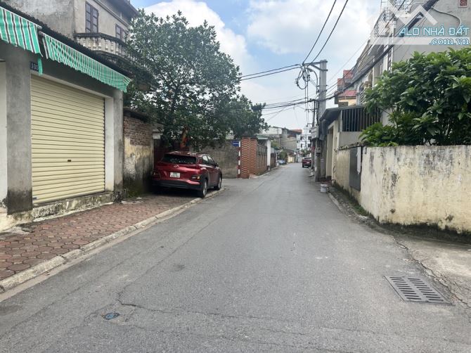 Lô Góc-Ô tô tránh-Kinh Doanh.Bán Đất Dương Quang-Gia Lâm,Dt 52m,Giá 4.1 Tỷ.