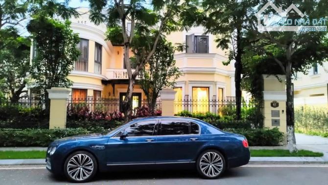 Biệt Thự Ba Đình. Dt 140m, Mt 8,5m, 36 Tỷ, Khu VIP đẳng cấp, Sân vườn, Gaza Ô tô, Ở sướng