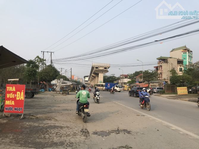 Nhà Quang Trung tổ 3 Yên Nghĩa Hà Đông 44m, 3T ô tô đỗ cổng lùi cửa