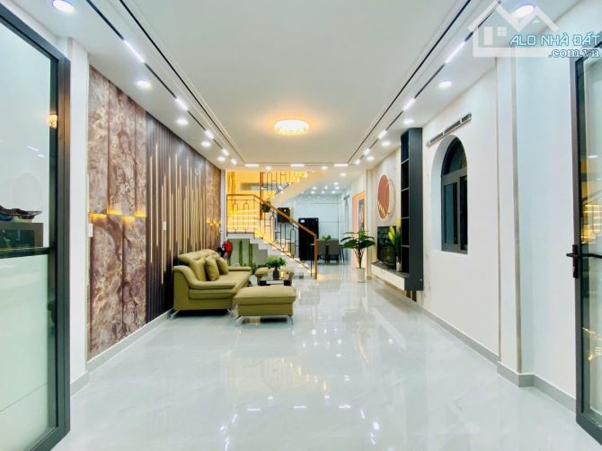 Mặt tiền Kinh doanh gần công viên Làng Hoa, 64m2, 2 tầng - 5 tỷ 8 TL - 2