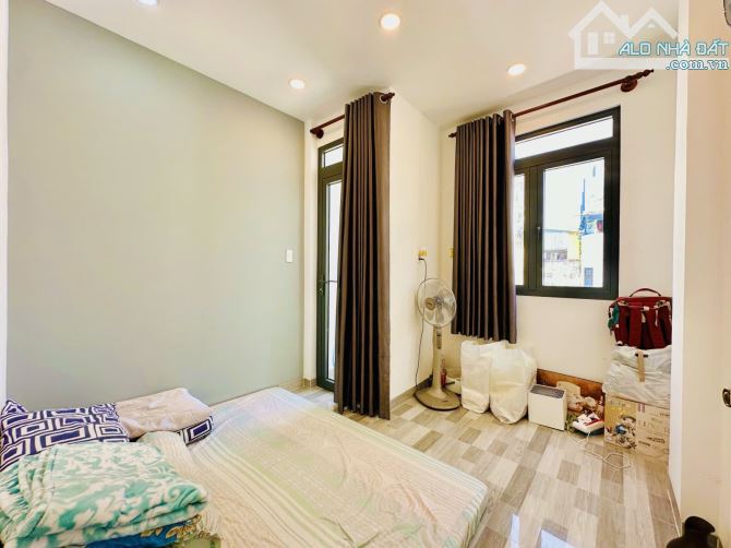 QUẬN 10 - 4 TẦNG BTCT - NHÀ ĐẸP - tặng nội thất - giá chỉ 5.9 tỷ - 2
