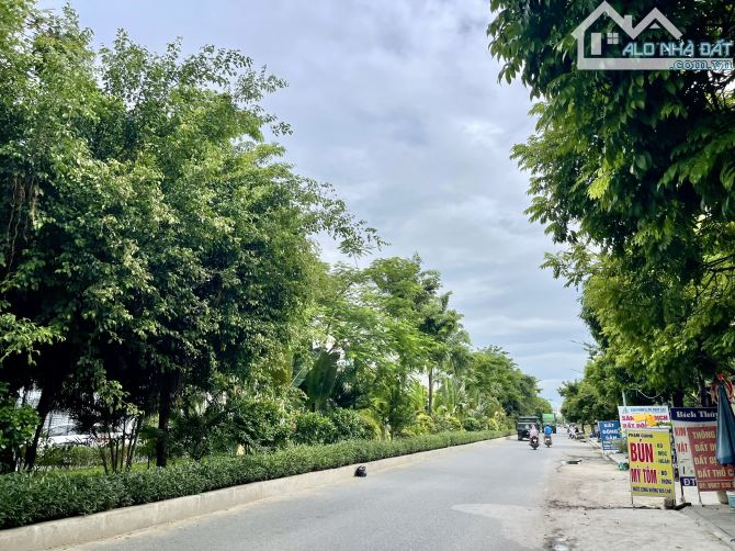 Đất Kim Chung mặt phố, lô góc, cạnh chợ kinh doanh, ô tô tránh 72m2 mặt tiền 6m - 2