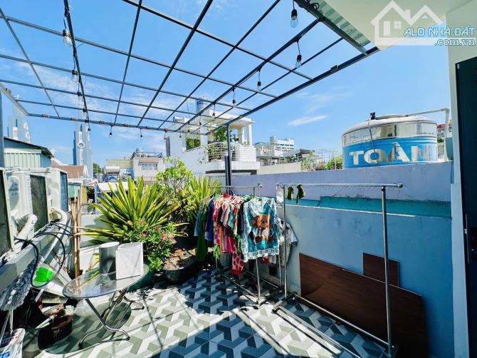 QUẬN 10 - 4 TẦNG BTCT - NHÀ ĐẸP - tặng nội thất - giá chỉ 5.9 tỷ - 3