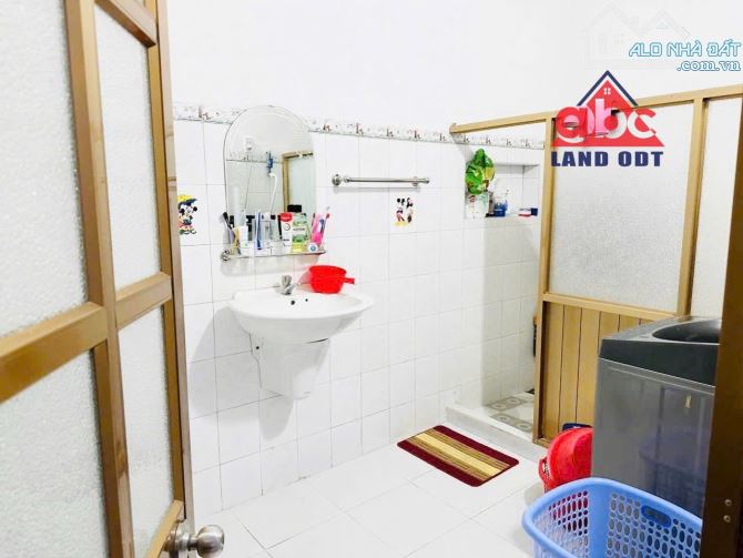 Bán nhà 2 lầu khu d2d phường thống nhất giá 6ti2 rẻ nhất khu vực - 3