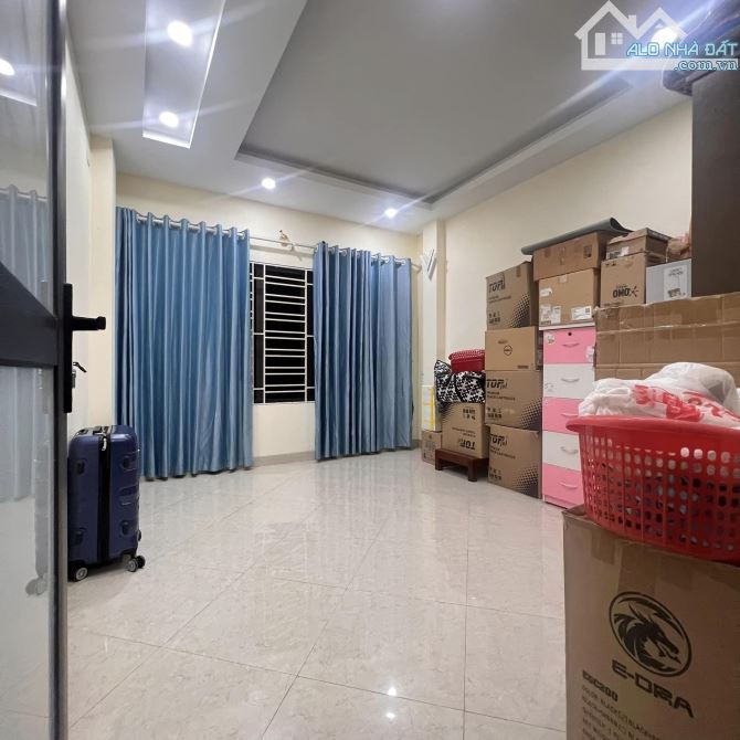 Bán nhà XINH Nguyễn Đức Cảnh 32m2 5T Lô góc, nhỉnh 5 Tỷ - dòng tiền 20tr - 3