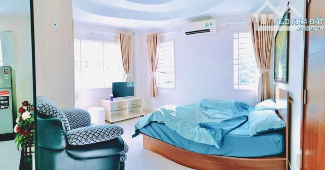 BIỆT THỰ MẶT TIỀN PHÚ NHUẬN OTO VÀO NHÀ - 5 TẦNG - 88M2 VUÔNG A4 - CHỈ 18.X TỎI - 3