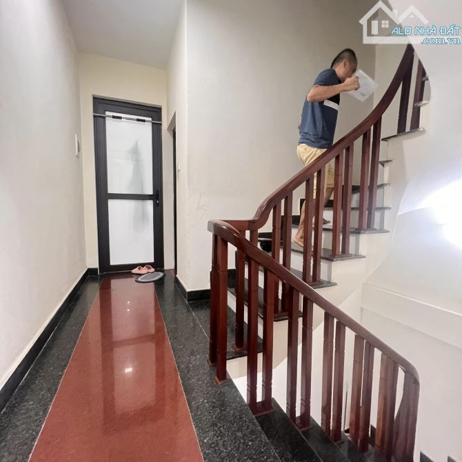 Bán nhà XINH Nguyễn Đức Cảnh 32m2 5T Lô góc, nhỉnh 5 Tỷ - dòng tiền 20tr - 4