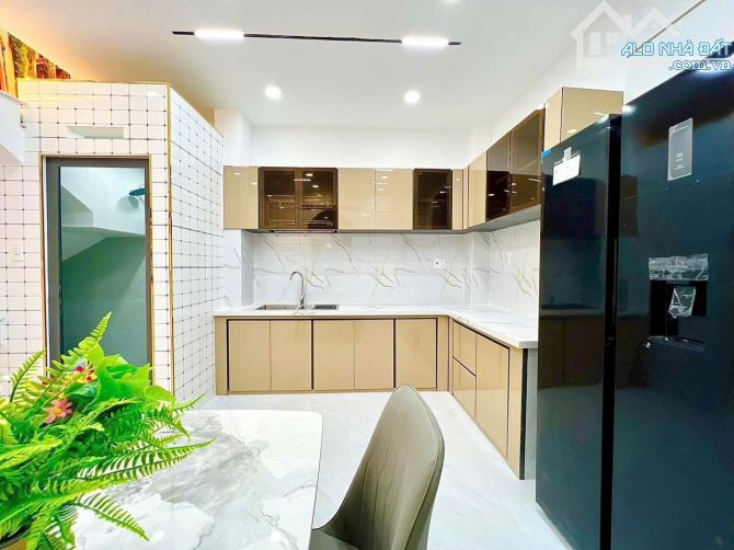 Mặt tiền Kinh doanh gần công viên Làng Hoa, 64m2, 2 tầng - 5 tỷ 8 TL - 5