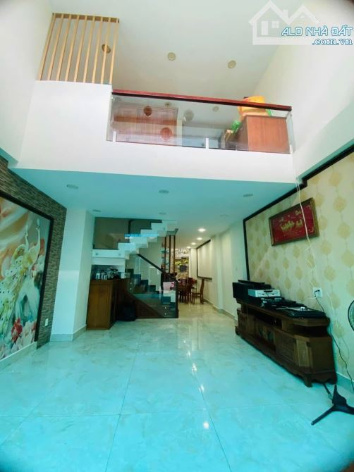 Bán nhà đẹp Nguyễn Oanh, Gò Vấp, 50m2, nhỉnh 2 tỷ 400 triệu, 2 tầng BTCT, SHR.