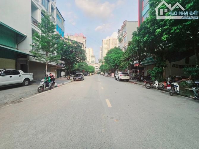 Bán nhà phân lô khu 8,5 ha phú diễn, bắc từ liêm, dt:52m2 nhà 5 tầng, giá 13 tỷ