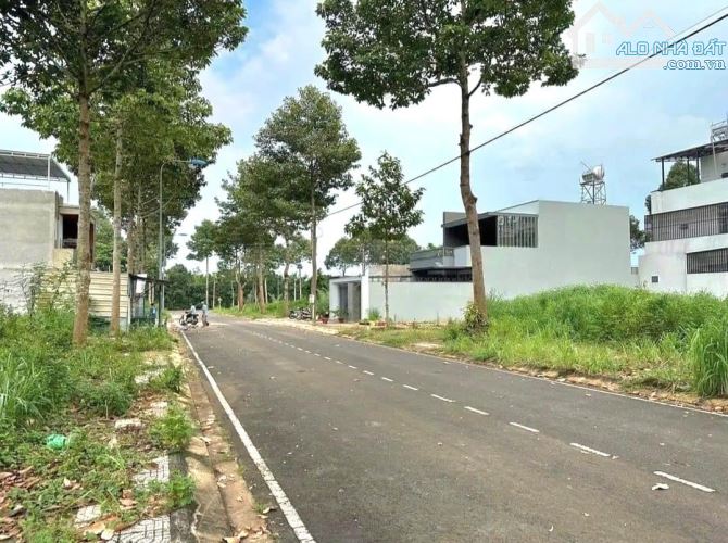 12x20 NỀN biệt thự Tái Định Cư Suối Chồn. 4,5 tỷ