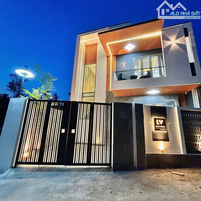 Bán căn Villas Huose hai tầng tại kiệt 74 Lê Ngô Cát, Thuỷ Xuân, TP Huế giá bán chỉ 3