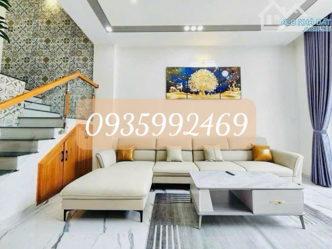 SỤP HIẾM NHÀ 3TẦNG HOÀ MINH VỀ GIÁ RẺ - 1