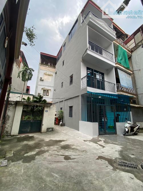 Nhà Đẹp ! Quan Nhân Lô góc - Ở sướng, Ngõ rộng thoáng 4m - 1