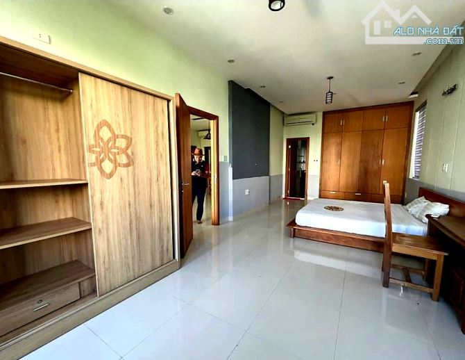 SIÊU PHẨM VILLA NGAY SÁT BIỂN MỸ KHÊ CỰC ĐẸP. - 1