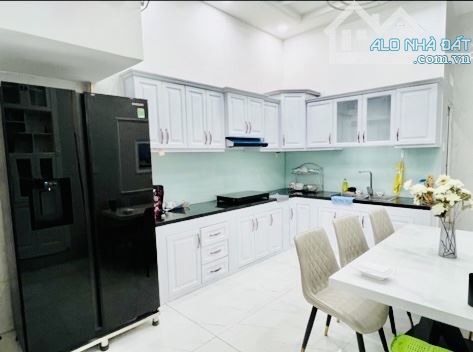 BÁN NHANH NHÀ MỚI LÊ ĐỨC THỌ - 60M² - 4 Tầng - XE HƠI ĐẬU CỬA - CHỈ 6 TỶ - 2