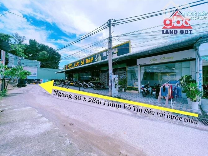 A003 ⭐️Bán gần 1000mv góc 2 mặt tiền Ngay TTTM VINCOM P.Thống Nhất Thành Phố Biên Hoà - 2