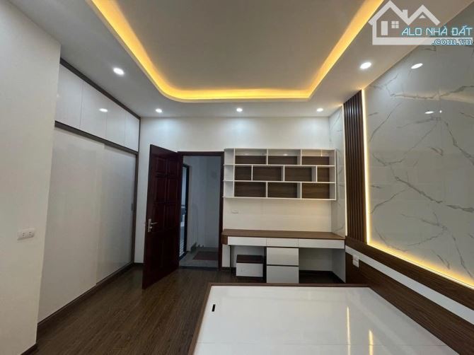 Bán nhà Phan Trọng Tuệ, 35m2, 4 tầng, mới koong, nở hậu, full nội thất, vào ở ngay - 2