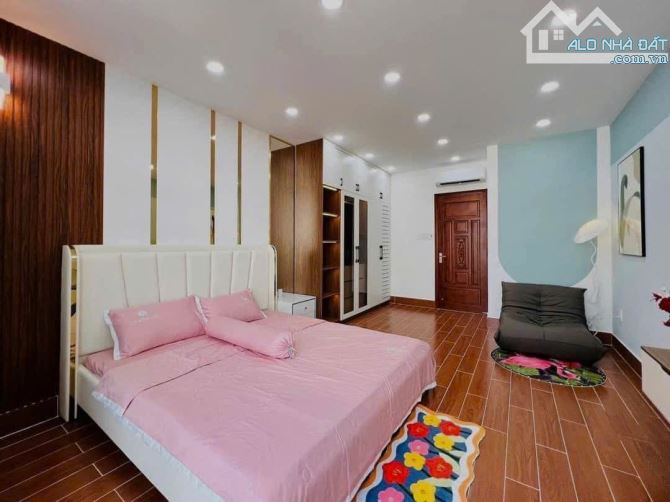 Hàng Đầu Tư - Trần Huy Liệu, P15, Phú Nhuận, 64.6m2, 2 tầng, chỉ 4ty090 - 3