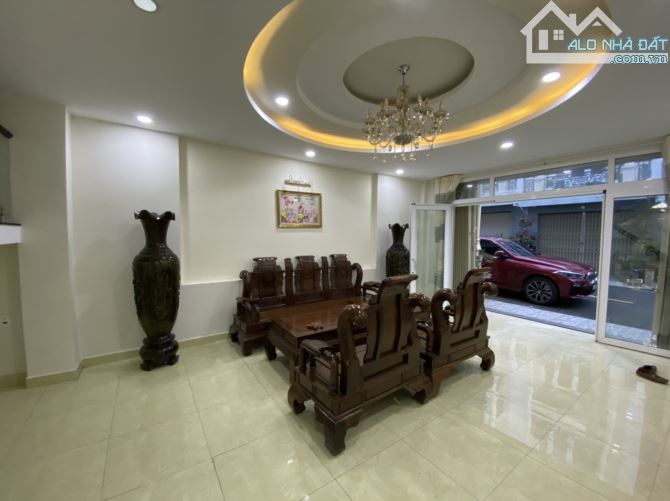 Cần bán căn nhà khu nghỉ dưỡng Golden Hill đường Nguyễn Trung Trực P.3 ,ĐL,68m² 4ph N, 7T1 - 6