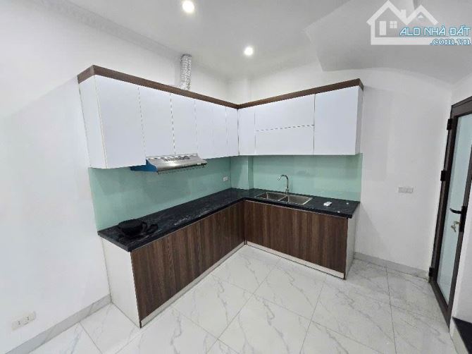 Nhà Vân Canh View Hồ 2 Thoáng Ô Tô Đỗ Tránh 50m2 5 Tầng Giá 4 Tỷ 5 - 7