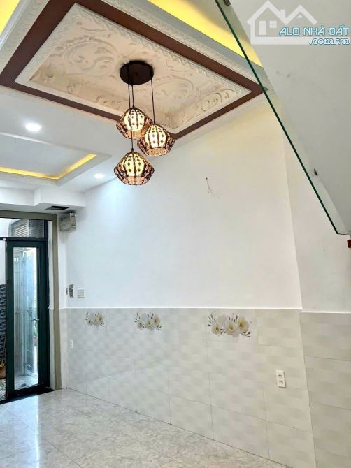 Bán nhà đẹp 2tầng 65m2 hẻm ôtô Lê Đức Thọ Gò Vấp