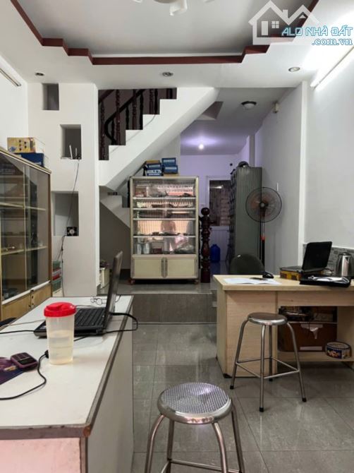 Nhà 2 Tầng BTCT, Hẻm Xe Hơi, Tô Hiến Thành, Quận 10, Nhỉnh 8 Tỷ Xíu