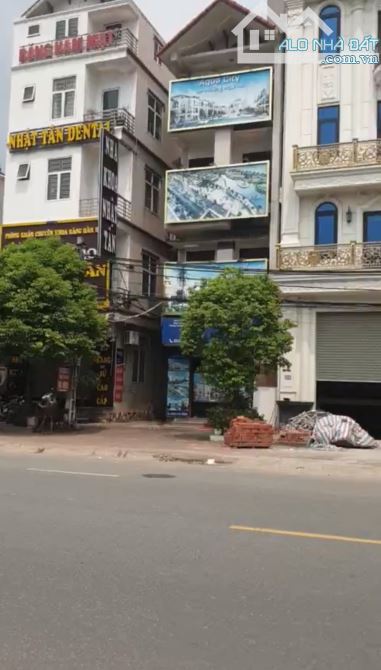 Hoa hậu: 238m2- 46,5tỷ SÁT CẦU NHẬT TÂN, ĐƯỜNG 12M,Ô TÔ TRÁNH TỨ TUNG TẠI VĨNH NGỌC ĐA HN