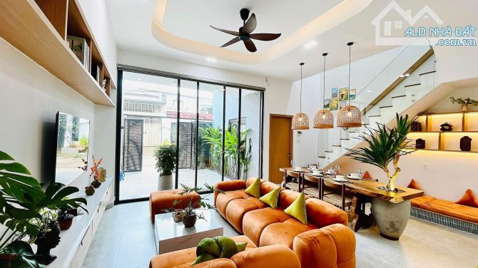 NHÀ MÊ FULL NỘI THẤT MẶT TIỀN A3 PHẠM NGŨ LÃO: GIÁ 3.58 tỷ