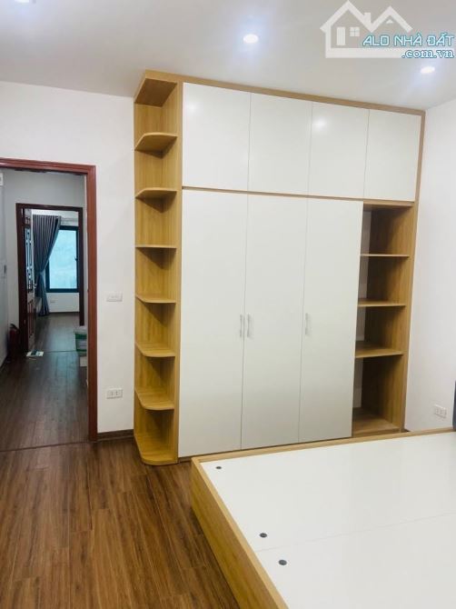 NHÀ ĐẸP Ở NGAY PHỐ NGÔ QUYỀN-HÀ ĐÔNG 50M2 5 TẦNG - SANG XỊN MỊN - 1