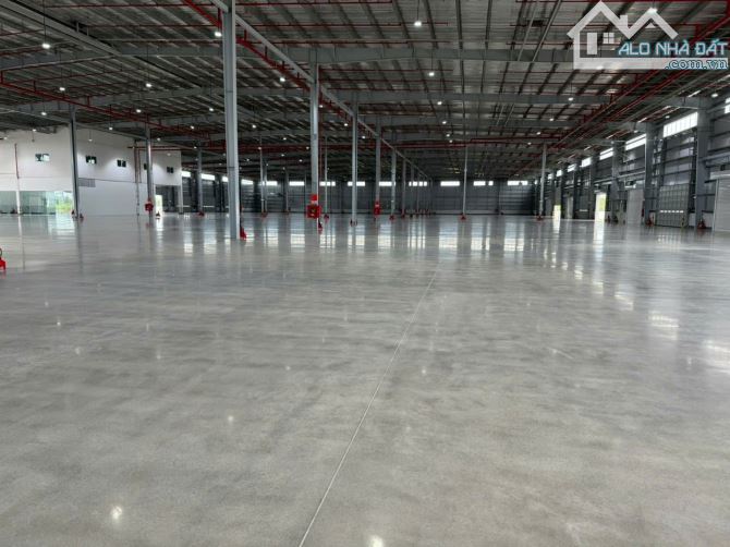 Cho thuê 1800m2 kho nhà xưởng khu công nghiệp Hòa Khánh, Liên Chiểu, Đà Nẵng. - 1